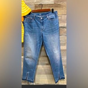 a.n.a Split Hem Crop Jeans